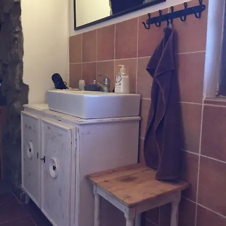 Aracsi Kishaz アパート バラトンフレド