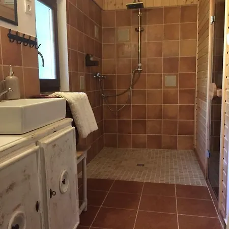 Arácsi Kisház Appartamento