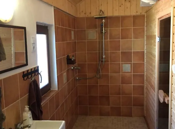 Lägenhet Aracsi Kishaz *