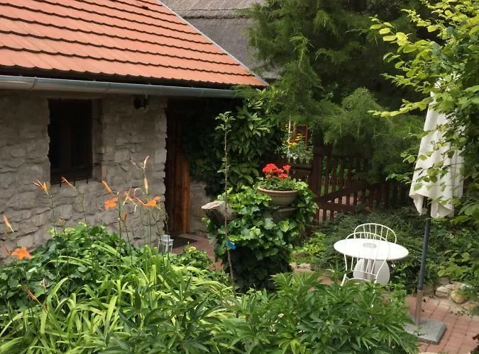 Aracsi Kishaz Lägenhet Balatonfüred