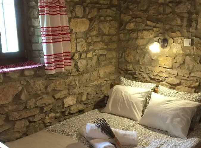 Aracsi Kishaz Lägenhet *